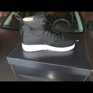 SF Air Force 1 Mid Black/Anthracite-White